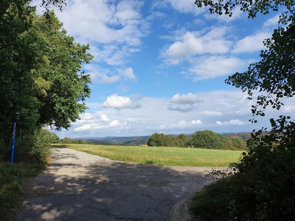 Gemuetliches Fachwerk Im Oberbergischen Leilighet Wiehl Eksteriør bilde